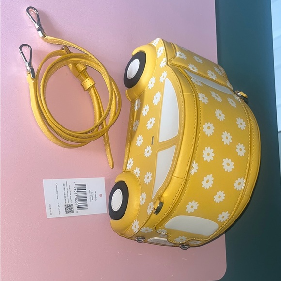 ✨ Kate Spade Beep Beep Car Crossbody – Yellow MUL 701 – NWT ✨ - Picture 1 of 7